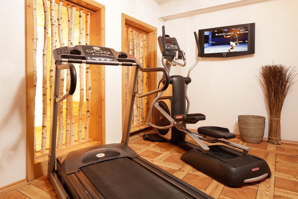 "Viktoria Ferienhaus" - Annehmlichkeiten Von 4-Sterne Familien-Und Wellnesshotel Viktoria Koennen Mitbenutzt Werden Oberstdorf Dış mekan fotoğraf